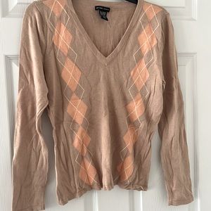 Argyle V neck sweater